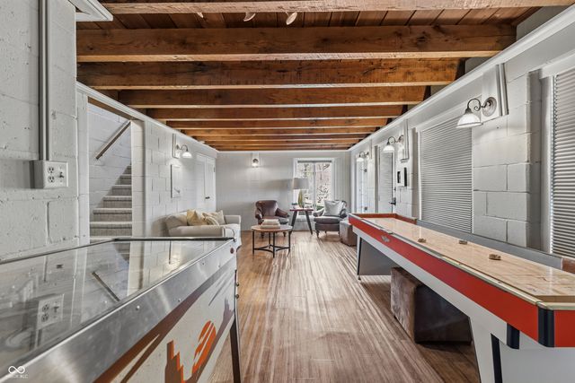 488 Town Hill Road E, Nashville, IN 47448