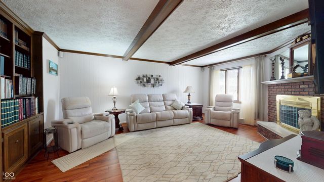 611 Sun Valley Court, Indianapolis, IN 46217