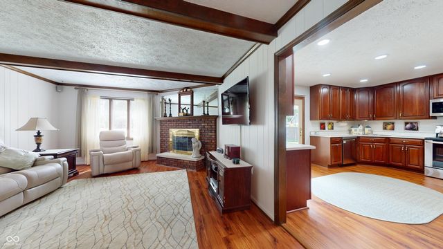 611 Sun Valley Court, Indianapolis, IN 46217