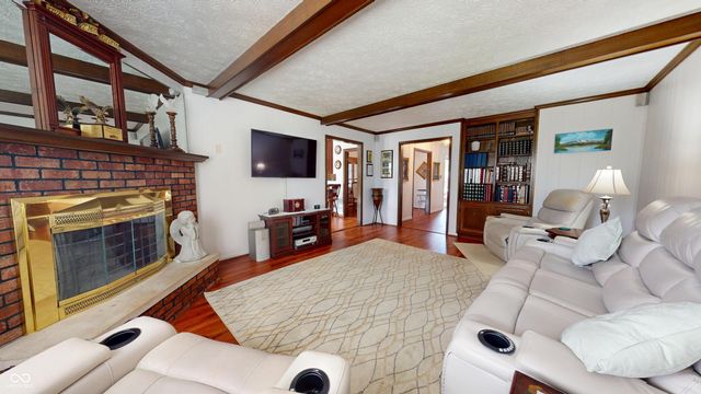 611 Sun Valley Court, Indianapolis, IN 46217