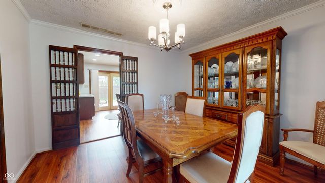 611 Sun Valley Court, Indianapolis, IN 46217