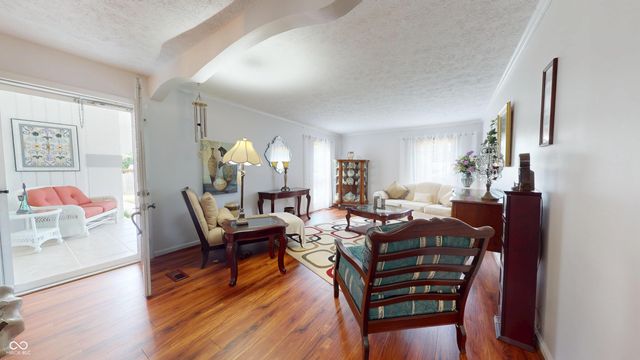 611 Sun Valley Court, Indianapolis, IN 46217