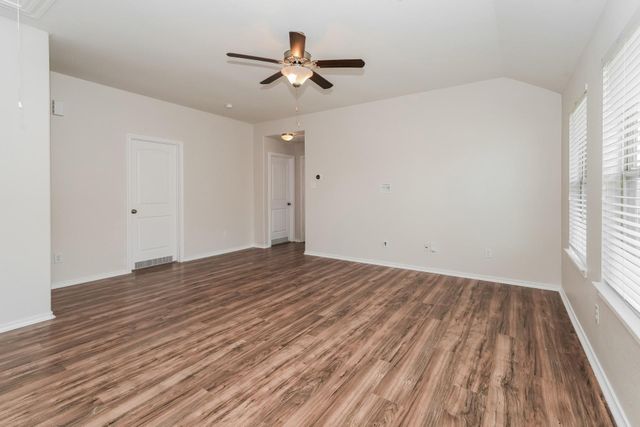 1931 Acorn Glen Trail, Fresno, TX 77545