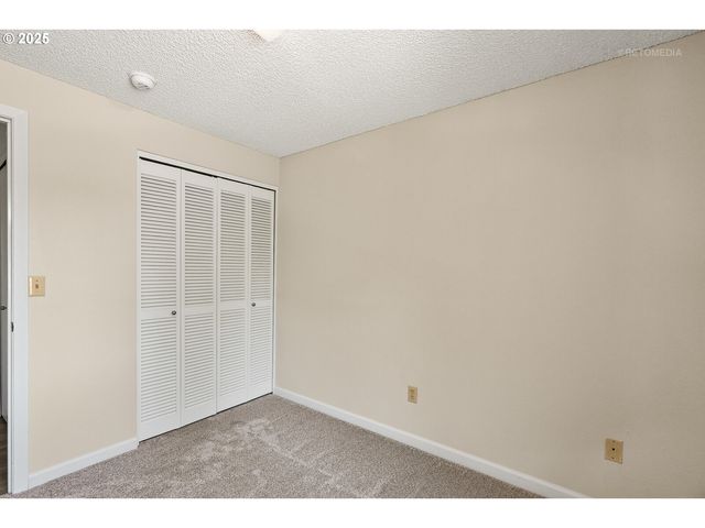 13135 Sw DARTMOOR Ct, Beaverton, OR 97008