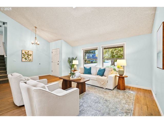 13135 Sw DARTMOOR Ct, Beaverton, OR 97008