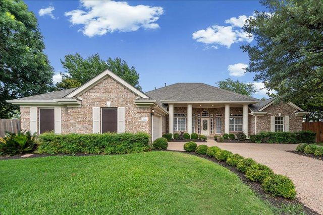 5118 Prairie Dunes DR, Austin, TX 78747