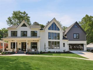 320 Eppington Drive NW, Atlanta, GA 30327