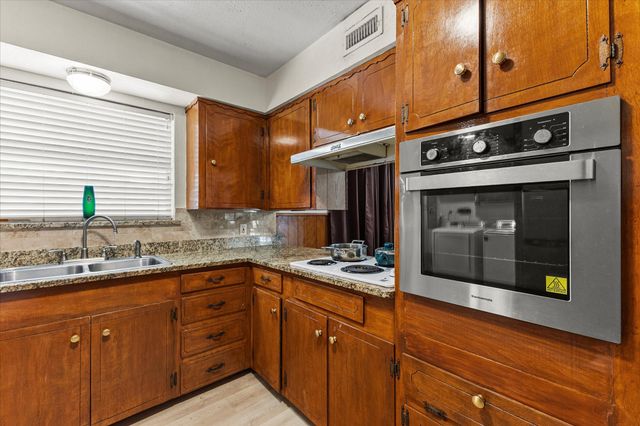 1015 Alamo Lane, Garland, TX 75040