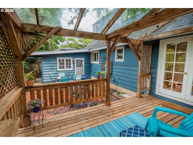 541 W 21ST Ave, Eugene, OR 97405
