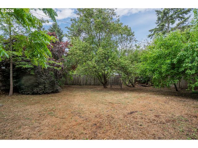 541 W 21ST Ave, Eugene, OR 97405