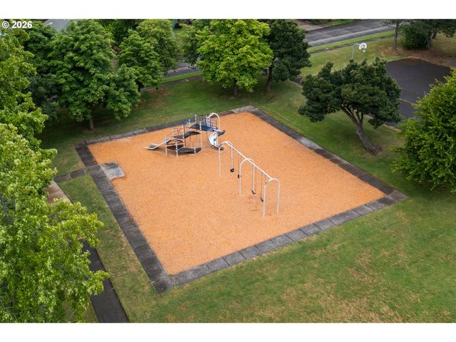 541 W 21ST Ave, Eugene, OR 97405