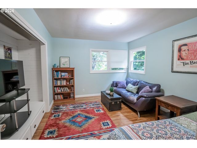 541 W 21ST Ave, Eugene, OR 97405