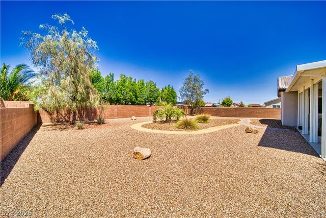 90 Weeping Willow Court, Pahrump, NV 89048
