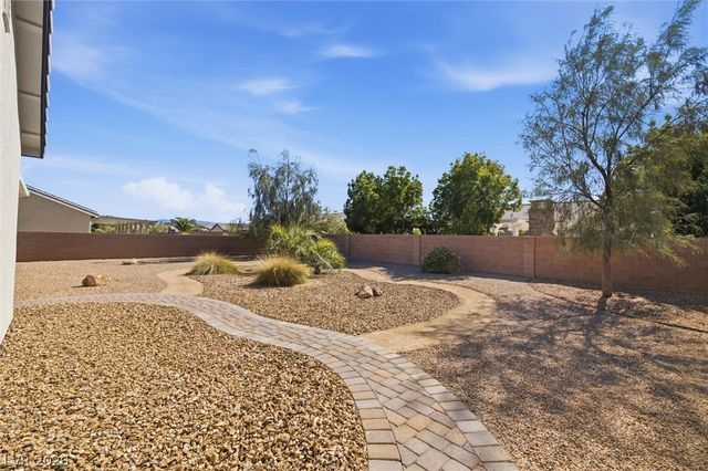 90 Weeping Willow Court, Pahrump, NV 89048