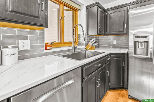 4005 N 208th Street, Omaha, NE 68022