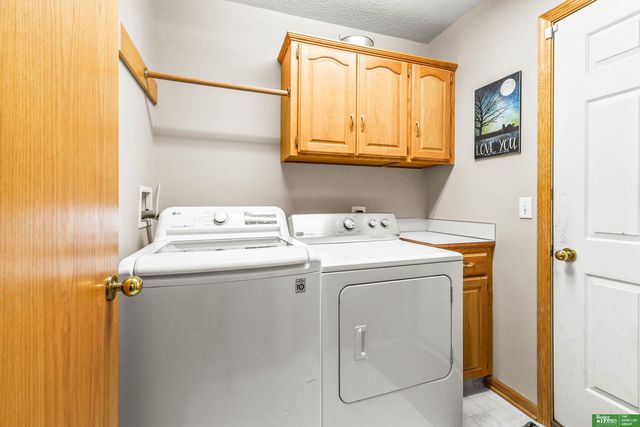 4005 N 208th Street, Omaha, NE 68022