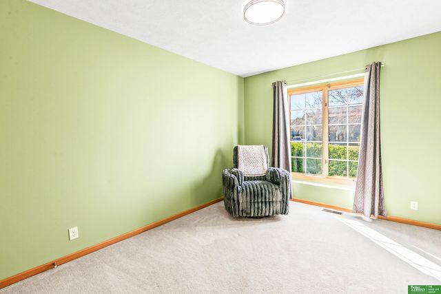 4005 N 208th Street, Omaha, NE 68022