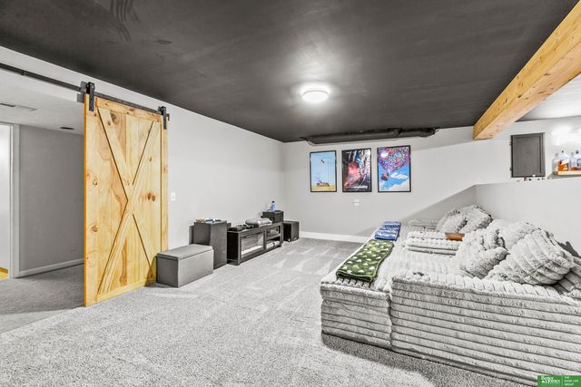 4005 N 208th Street, Omaha, NE 68022