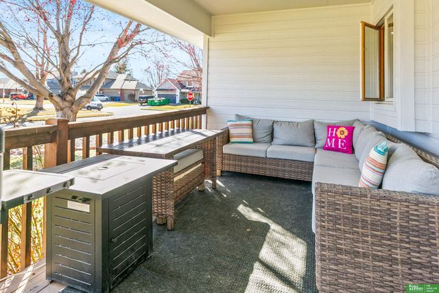 4005 N 208th Street, Omaha, NE 68022