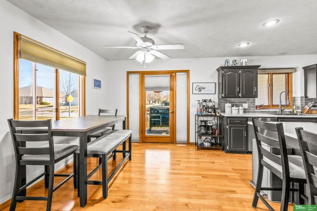 4005 N 208th Street, Omaha, NE 68022