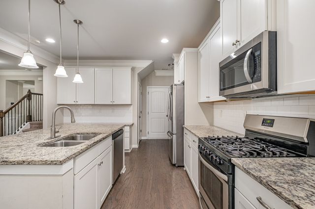 966 Carnation Dr, Spring Hill, TN 37174