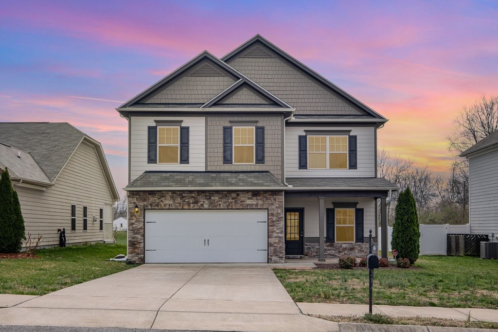 966 Carnation Dr, Spring Hill, TN 37174