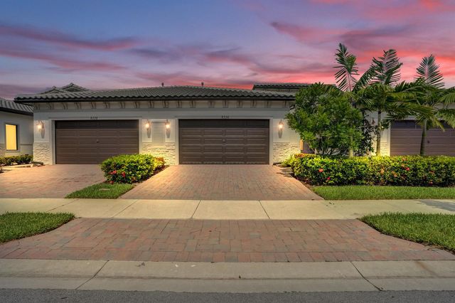 8336 W Blue Spring Drive, Parkland, FL 33067