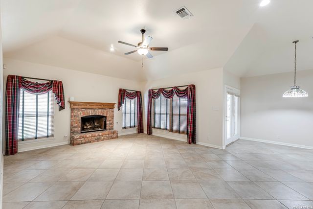 13110 Vista Loma, San Antonio, TX 78216