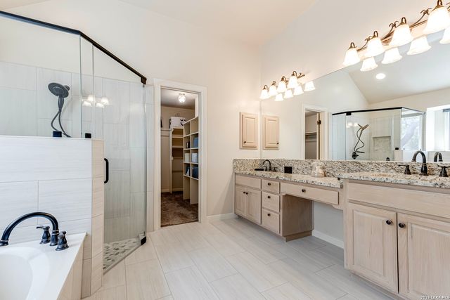 13110 Vista Loma, San Antonio, TX 78216