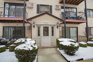 5151 N EAST RIVER Road 125A, Chicago, IL 60656