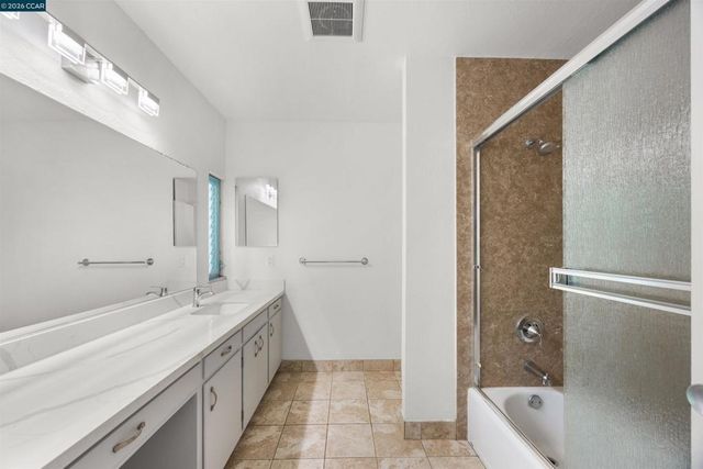 1037 Stannage Ave, Albany, CA 94706