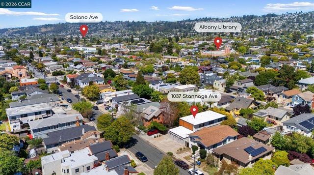 1037 Stannage Ave, Albany, CA 94706