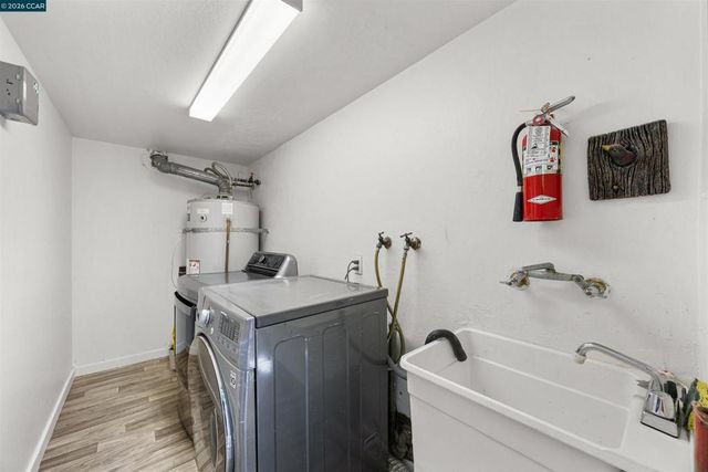 1037 Stannage Ave, Albany, CA 94706