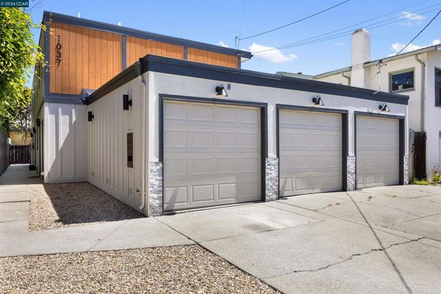 1037 Stannage Ave, Albany, CA 94706