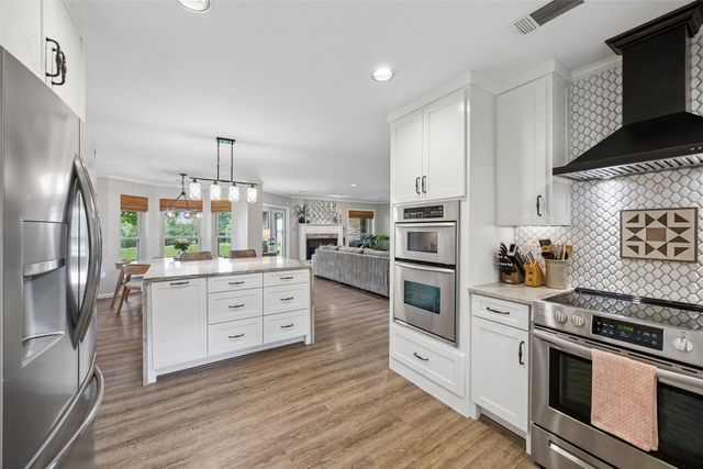579 N Collins Road, Sunnyvale, TX 75182