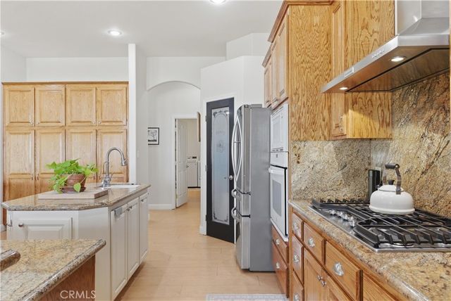 1148 Basta, Bakersfield, CA 93308