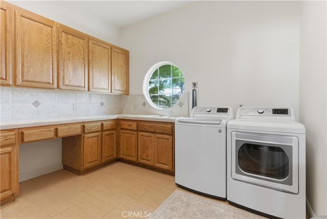 1148 Basta, Bakersfield, CA 93308