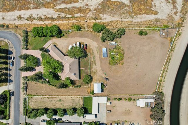 1148 Basta, Bakersfield, CA 93308