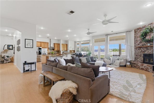 1148 Basta, Bakersfield, CA 93308