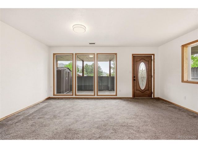 73 Sunlight Ln, Bailey, CO 80421