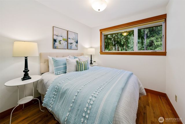 19116 17th Avenue NW, Shoreline, WA 98177