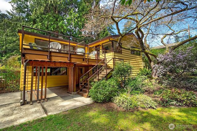 19116 17th Avenue NW, Shoreline, WA 98177