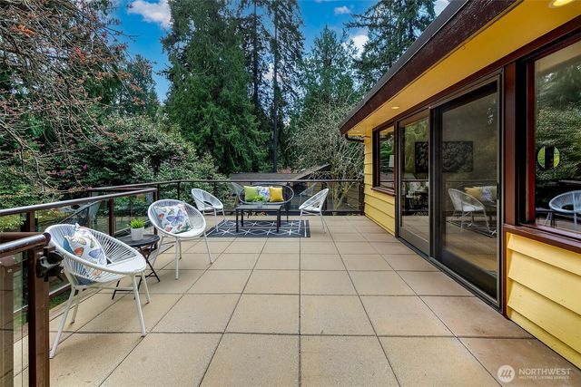 19116 17th Avenue NW, Shoreline, WA 98177