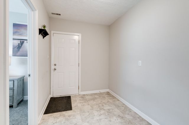 5107 Austin Peay Hwy, Westmoreland, TN 37186