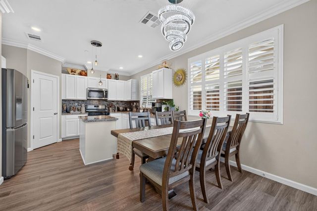 1261 Lincolnshire Cir, Lincoln, CA 95648