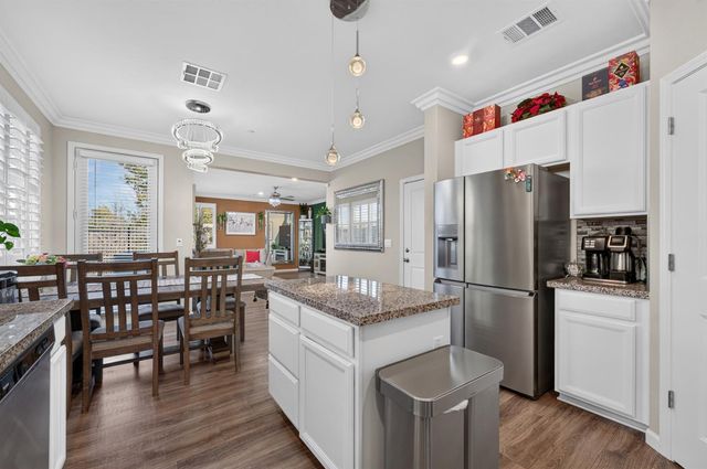 1261 Lincolnshire Cir, Lincoln, CA 95648
