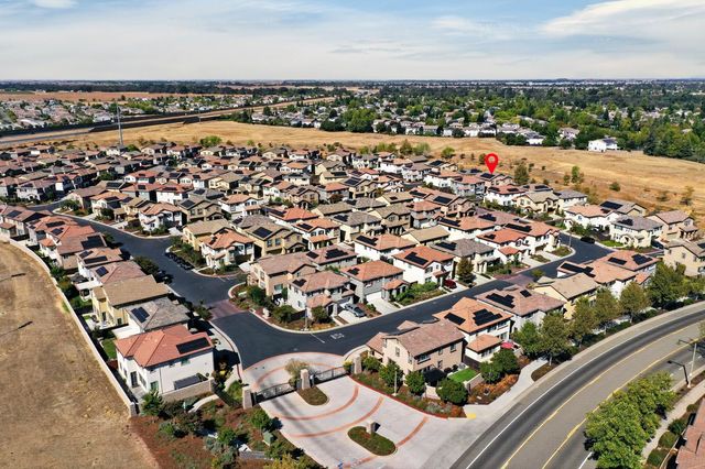 1261 Lincolnshire Cir, Lincoln, CA 95648