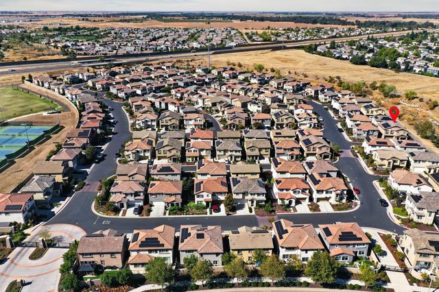 1261 Lincolnshire Cir, Lincoln, CA 95648