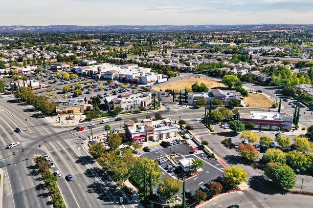 1261 Lincolnshire Cir, Lincoln, CA 95648