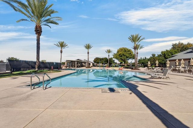 1261 Lincolnshire Cir, Lincoln, CA 95648